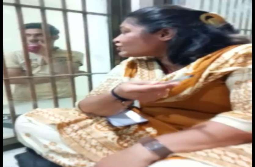 Jail, चिन्मयानंद पर यौन उत्पीडऩ का आरोप वाली लड़की को फरेंसिक जांच के लिए लखनऊ लाया गया