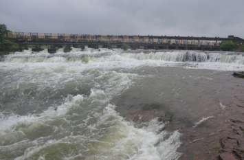 Damoh News: Rajnagar lake damoh full in this monsoon राजनगर जलाशय लबालब हुआ, नहीं होगा शहर में इस साल जलसंकट