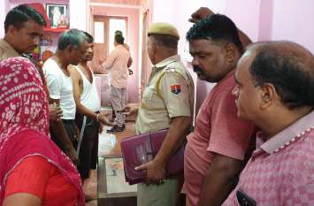 Burglars break locks, fly cash and jewelry in Bhilwara चोरों ने ताले तोड़े, उड़ाई नगदी व जेवर