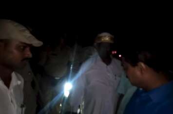 Awara janwar bawal in Barabanki आवारा जानवरों को लेकर भिड़े दो गांव के लोग, मचा हड़कंप
