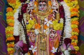 Mahalaxmi Temple Udaipur, Mahalaxmi महालक्ष्मी का जन्मोत्सव मनाया, देर रात तक महालक्ष्मी के दर्शन हुए