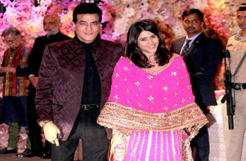 Ekta kapoor reveal about her marriage and wine bottle 26 साल से एकता की शादी के लिए पिता जितेन्द्र ने संभालकर रखी थी वाइन की बोतल, 42 की उम्र तक नहीं किया विवाह तो..