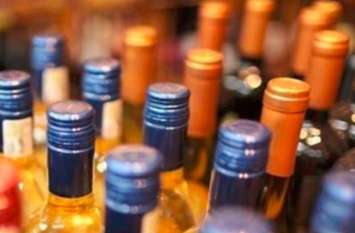 Police recovered 50 lakh illegal liquor पुलिस ने बरामद की 50 लाख की अवैध शराब