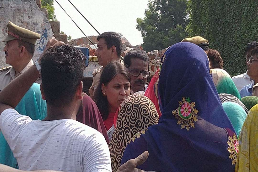 अतिक्रमण विरोधी अभियान का विरोध
