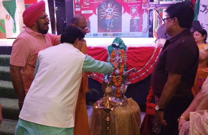 अंतरराष्ट्रीय ताज रंग महोत्सव का रंगारंग आगाज, 500 कलाकार आए, देखें वीडियो