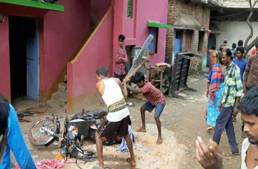 कहां ले ली 13 साल के तांत्रिक ने ली 7 साल के मासूम की बलि, जानिए यहां..... कहां ले ली 13 साल के तांत्रिक ने ली 7 साल के मासूम की बलि, जानिए यहां.....