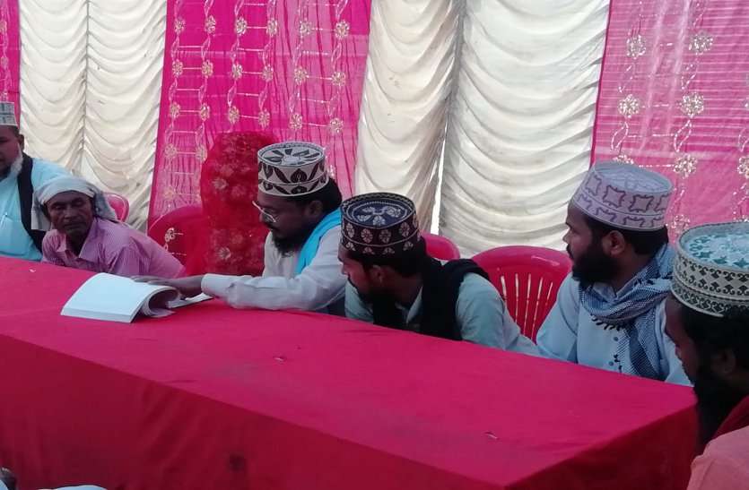 बेवा की बेटी का निकाह करवाया कर्बला कमेटी ने बेवा की बेटी का निकाह करवाया कर्बला कमेटी ने