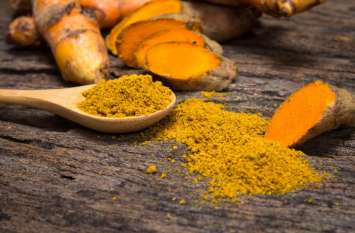 turmeric and TB आपके घर की रसोई से निकलेगा टीबी से लड़ने वाला हथियार