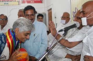 kamal muni kamlesh ये बोलीं उदयपुर की पुलिस महानिरीक्षक: राष्ट्र संत कमल मुनि कमलेश भी बोले