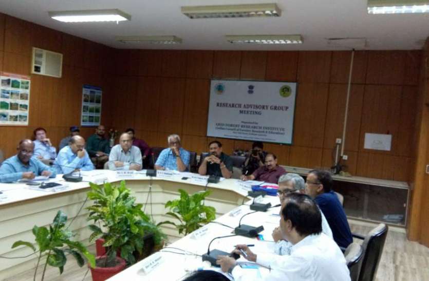 लैब से लैंड तक पहुंचे अनुसंधान लैब से लैंड तक पहुंचे अनुसंधान