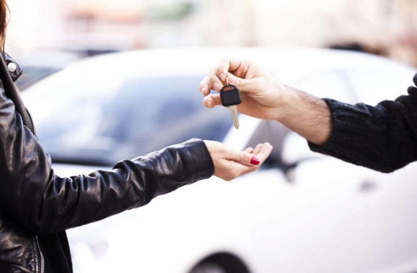 old car sell सेकेंड हैंड कार बेचने से पहले जान लें ये बातें, मिलेगी ऊंची कीमत
