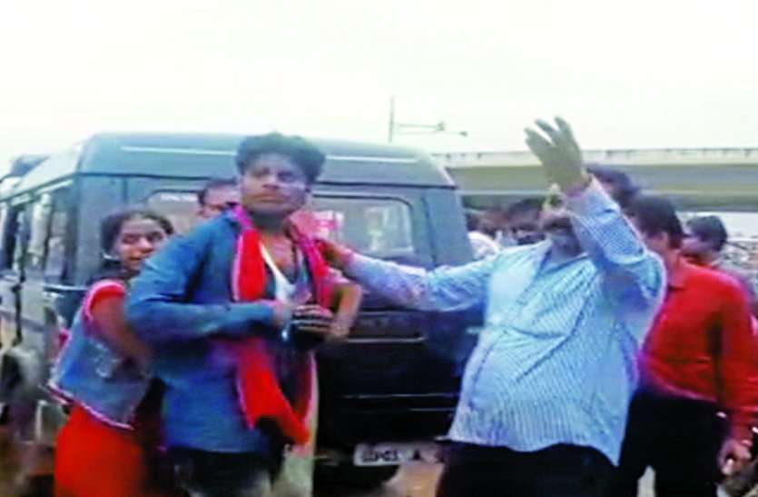 couple kidnapping in datia सरेराह प्रेमी जोड़ा चिल्लाया बचाओ हमारा अपहरण हो रहा है, फिर सामने आई ये कहानी