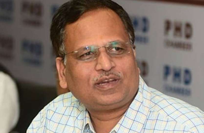 Theft at Satyendra Jains Residence, Taps, Showpieces 
