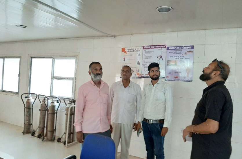dewas डॉक्टर कहते रहे इंतजार करो...बेहोशी का डॉक्टर नहीं है और फट गई थैली...खतरे में आईजान..!