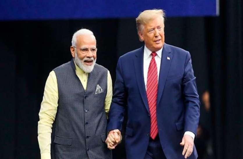 howdy_1.jpg एक तरफ देश की हालत पस्त, उधर हाउडी मोदी पर सरकार लुटा रही है इतने करोड़ रुपए