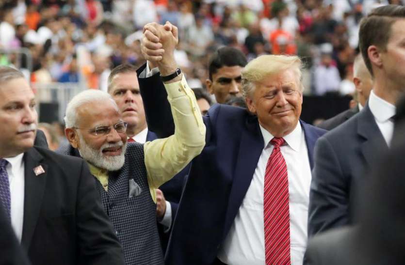howdy_modi.jpg भारत को विशेष दर्जा वापस दिलाएगा 'हाउडी मोदी', तीन महीने पहले ट्रंप ने किया था बाहर