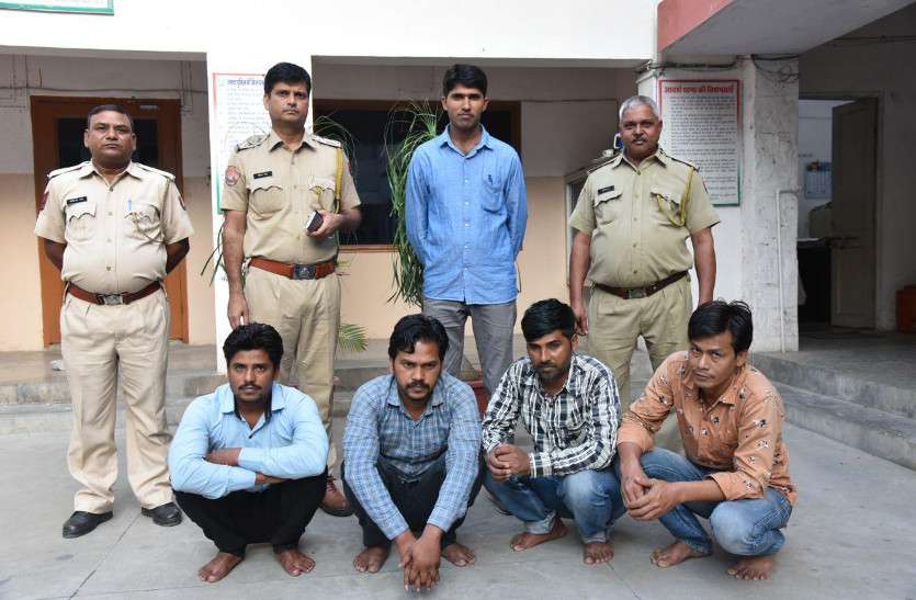 Police arrested 4 smuggler जयपुर को उड़ता पंजाब बनाने आया गिरोह, पुलिस की होशियारी से पकड़ा गया, भारी मात्रा में नशा बरामद