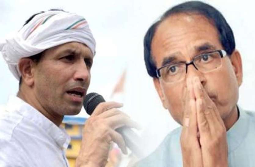 ‘शिवराज सरकार में अधिकारी और नेता महिलाओं के मायाजाल में फंसकर करते थे भ्रष्टाचार’ ‘शिवराज सरकार में अधिकारी और नेता महिलाओं के मायाजाल में फंसकर करते थे भ्रष्टाचार’