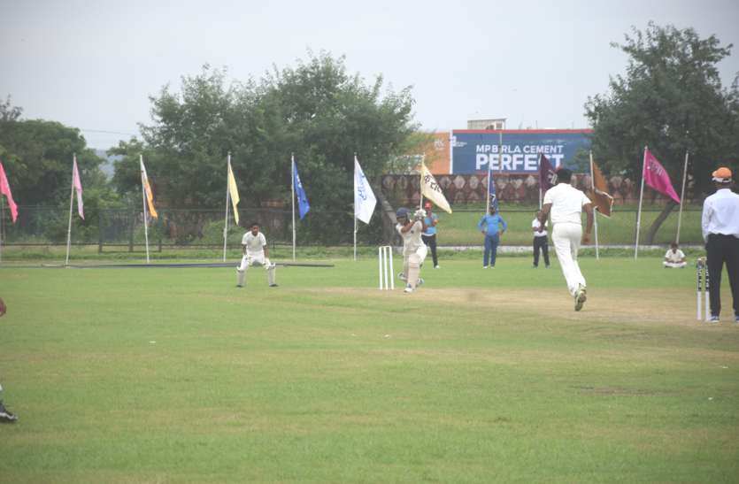 Rain stopped the match, five could not happen वर्षा ने रोके मैच, पांच नही हो पाए