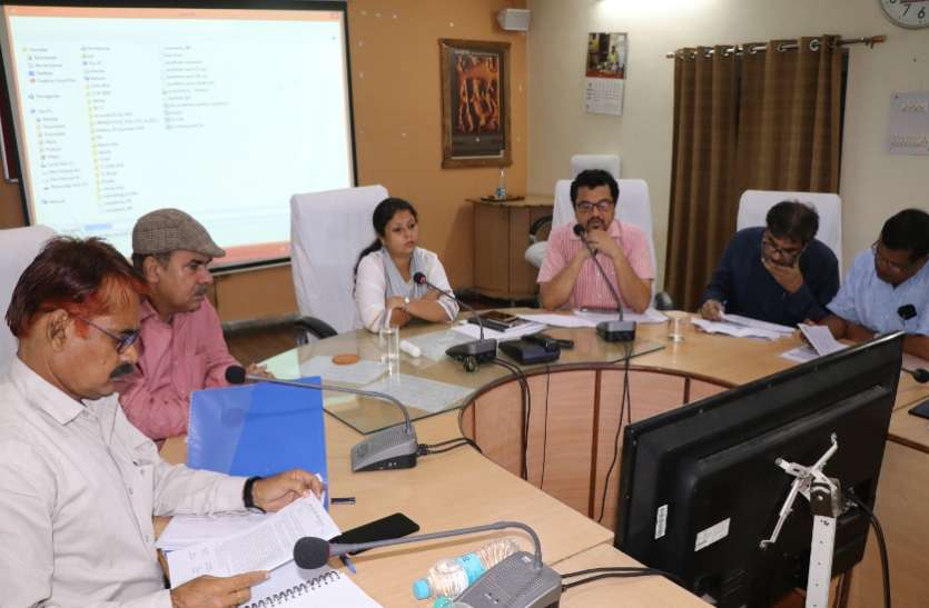 Tl meeting आखिर अब तक इतनी शिकायतें क्यों लंबित