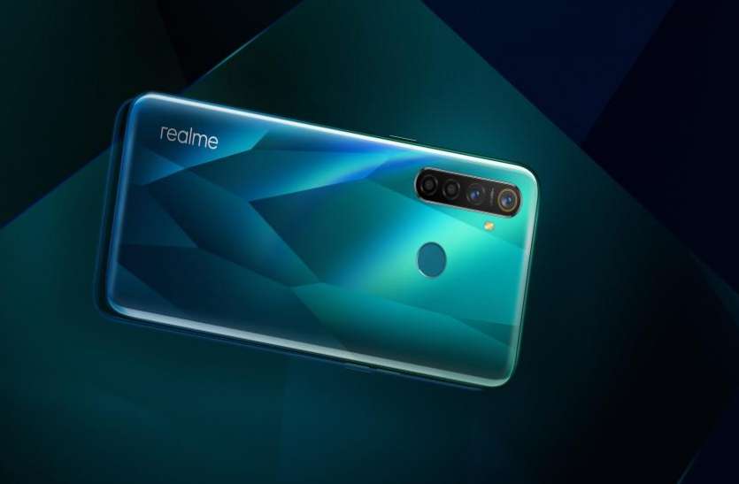 realme.jpg Realme 5 Pro आज दोपहर 12 बजे सेल के लिए होगा उपलब्ध, Jio की तरफ से मिल रहा 7,000 रुपये का बेनिफिट