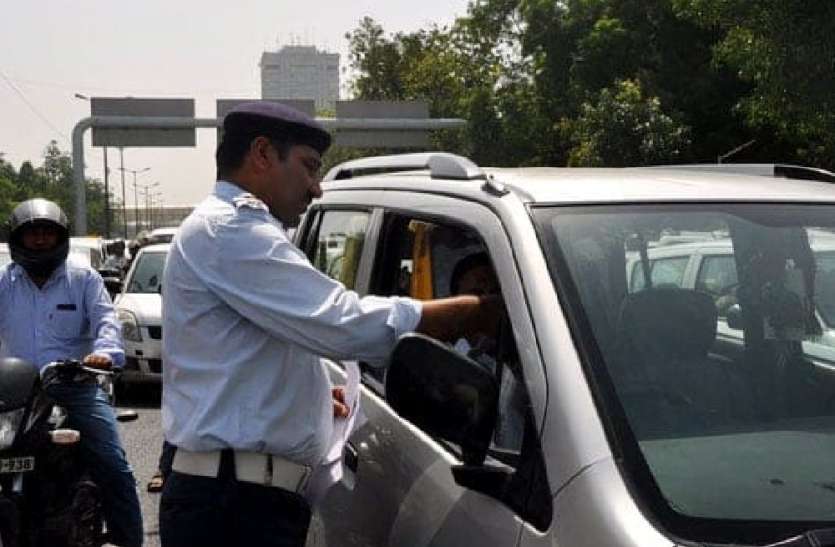 New Motor Vehicle Act 2019 गाड़ी का शीशा हुआ गंदा या नहीं लगाया ये एक्सट्रा बल्ब तो भी होगा चालान, ये 6 रूल्स भी न जानना पड़ेगा महंगा