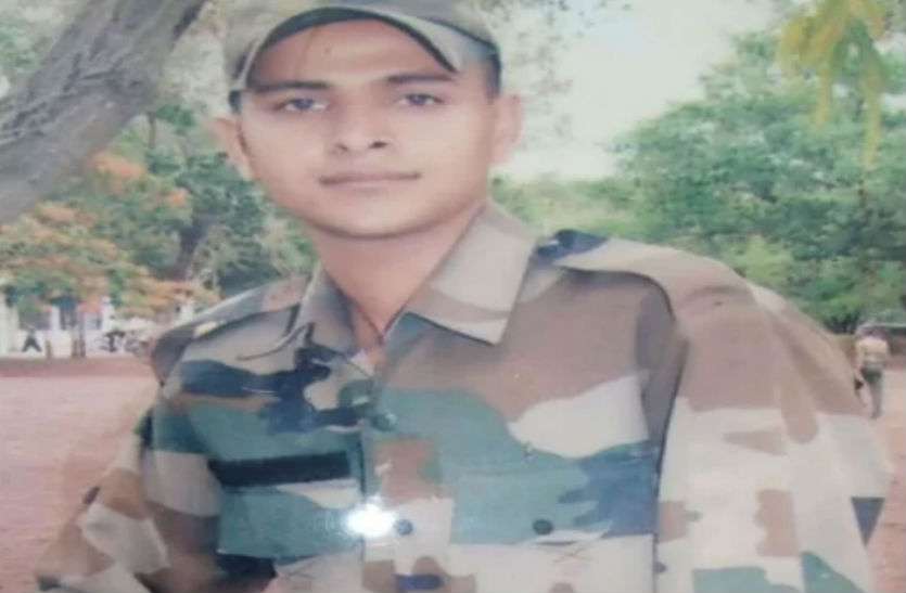 File Photo कठुआ के पास सड़क हादसे में सेना के जवान की मौत