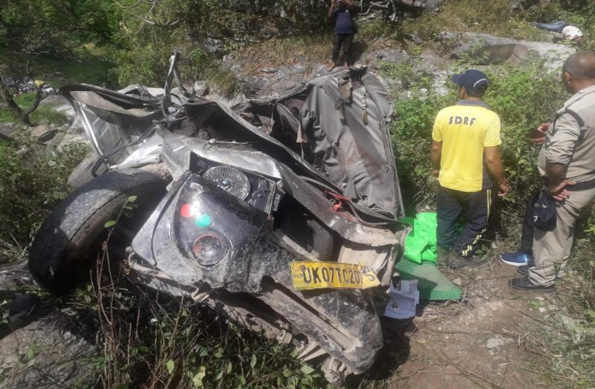 Big Accident बेकाबू बोलेरो गहरी खाई में गिरी, 3 की मौत, बढ़ सकती है मृतकों की संख्या