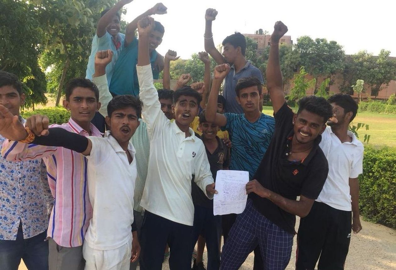 क्वार्टर फाइनल में अंपायर के निर्णय से उपजा विवाद क्वार्टर फाइनल में अंपायर के निर्णय से उपजा विवाद
