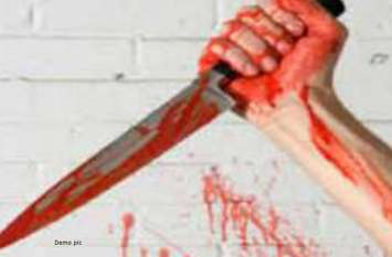 Hostage the family in balrampur बंधक बनाकर एक ही परिवार के तीन सदस्यों पर कातिलाना हमला