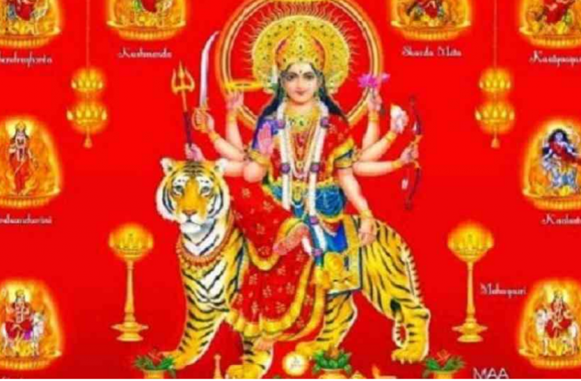 maa durga एक साथ निकली सौ से अधिक दुर्गा प्रतिमाओं का हुआ विसर्जन