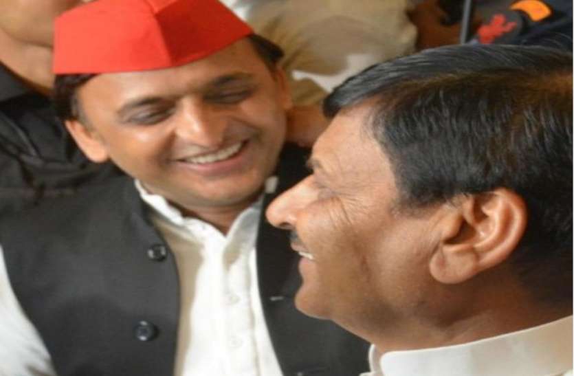 शिवपाल सिंह को समाजवादी पार्टी का बड़ा ऑफर, इस शर्त पर पार्टी में होगी वापसी शिवपाल सिंह को समाजवादी पार्टी का बड़ा ऑफर, इस शर्त पर पार्टी में होगी वापसी