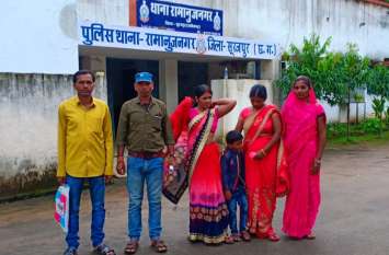 Chhattisgarh Crime: 6.36 lakh removed from women self help group Ac महिलाओं के उड़ गए होश जब 6.36 लाख की जगह खाते में बचे मात्र हजार रुपए, छुट्टी के दिन बैंक से हुआ आहरण