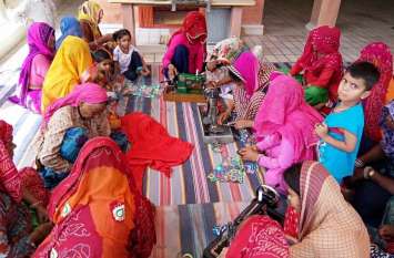 jhunjhunu news झुंझुनूं के चिड़ावा में प्लास्टिक मुक्त गांव अभियान के लिए शुरू की यह अनूठी पहल