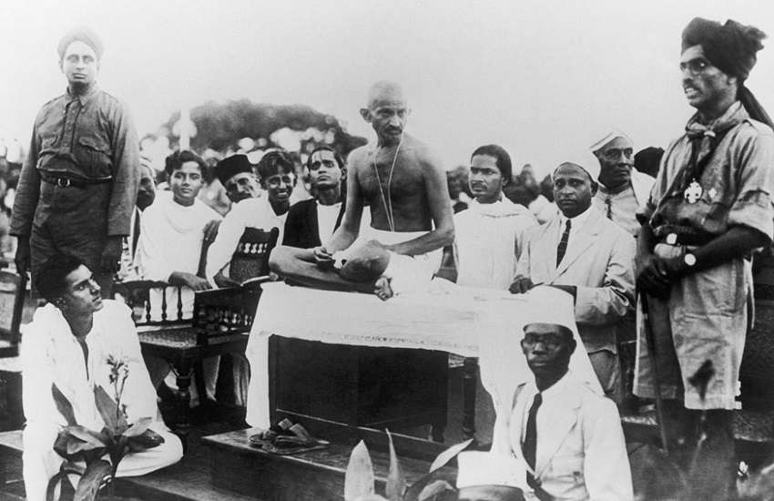 जानें मोहनदास करमचंद गांधी से ‘महात्मा’ और ‘राष्ट्रपिता’ तक का सफर