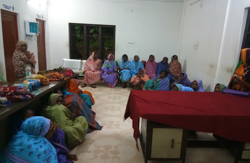 जादू-टोने के शक में 6 दलितों को बंधक बनाकर मल खिलाया, तनाव के बाद गांव में सन्नाटा