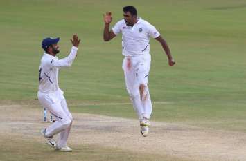century of Elgar and De ckock South Africa returns in match IND vs SA : एल्गर और डिकॉक के शतक की बदौलत द. अफ्रीका ने की वापसी, भारत का पलड़ा अब भी भारी