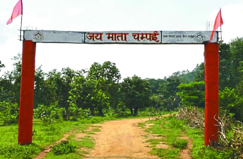 खूबसूरत वादियों के बीच गुफा में मौजूद है यह अद्भूत मंदिर, जहां माता के दर्शन करने कोसो दूर से पहुंच रहे श्रद्धालु