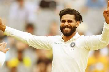 Ravindra Jadeja becomes world's fastest 200-wicket left-arm bowler दुनिया के सबसे तेज 200 विकेट लेने वाले लेफ्ट आर्म बॉलर बने रवींद्र जडेजा