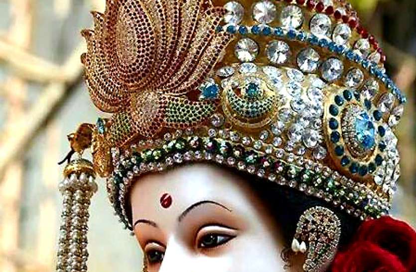 maa ambe news in hindi अष्टमी के दिन पूजा के बाद जरुर करें ये आरती, पूरी होगी आपकी आराधना