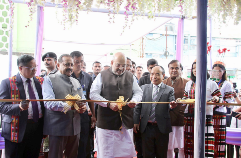 मिजोरम पहुंचे गृहमंत्री अमित शाह, इस नियम को लेकर झेलना पड़ा भारी विरोध
