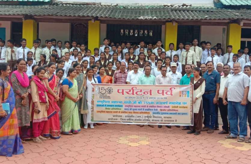 शरद पूर्णिमा को भारतनाट्यम व कुचिपुड़ी नृत्य की बिखरेगी छटा शरद पूर्णिमा को भारतनाट्यम व कुचिपुड़ी नृत्य की बिखरेगी छटा