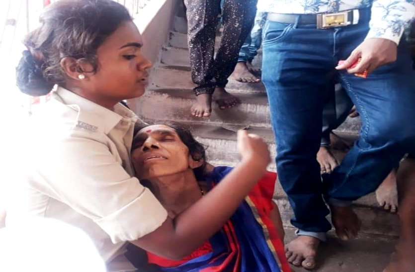 छत्तीसगढ़ पुलिस की महिला आरक्षक ने किया ऐसा काम, पूरे देश में वर्दी वालों के लिए बन गई मिसाल