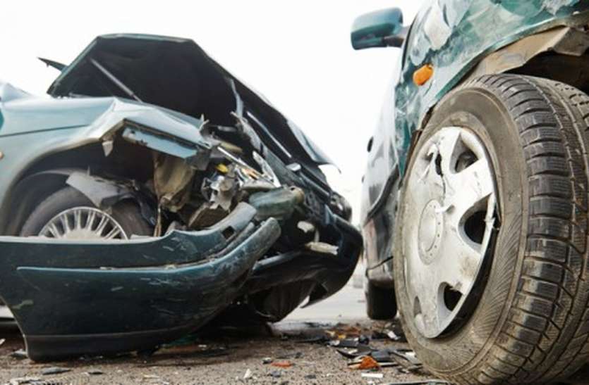 Road accidents be careful, हादसे बता के नहीं आते, हेलमेट जरूर लगाएं