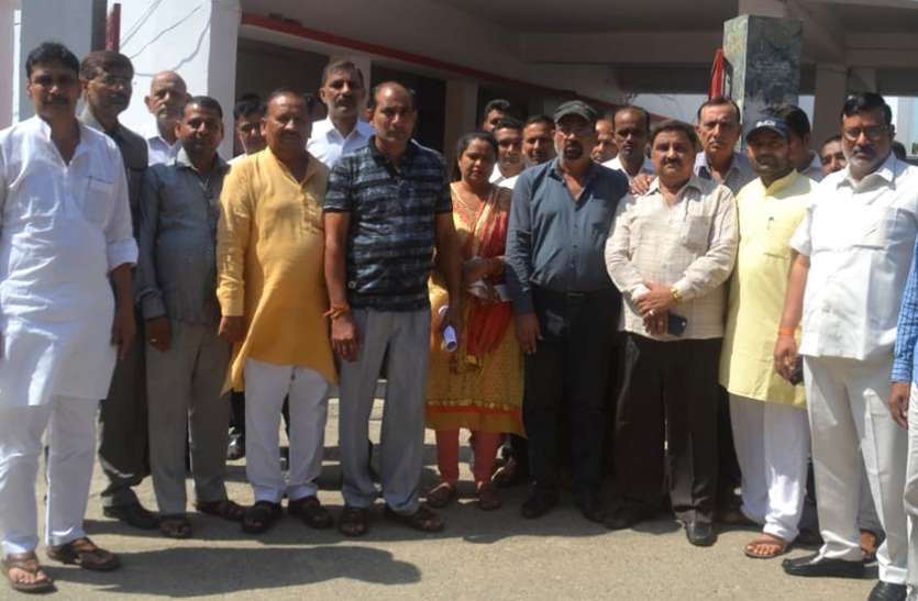 baghpat.jpg प्रदेशव्यापी आंदोलन की चेतावनी से मचा हड़कंप
