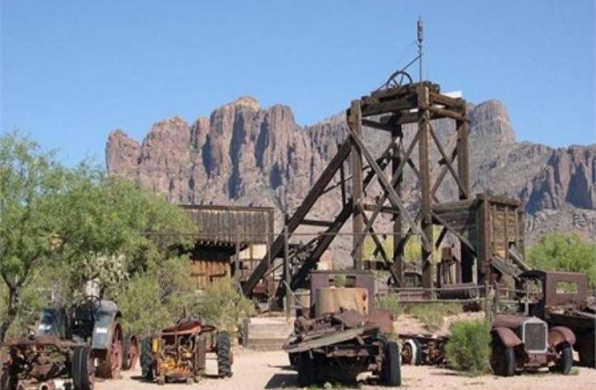 Gold mine attack in Burkina Faso बुर्किना फासो: सोने की खदान पर आतंकियों ने किया हमला, 20 से ज्यादा लोगों की गई जान