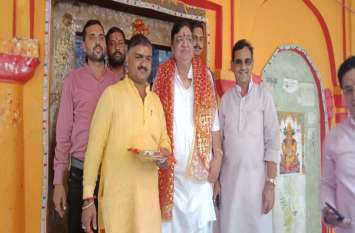 naresh agrawal in hardoi भाजपा नेता नरेश अग्रवाल ने साधा विपक्ष पर निशाना , कहा बहिष्कार करने वालों का जनता पहले ही कर चुकी बहिष्कार