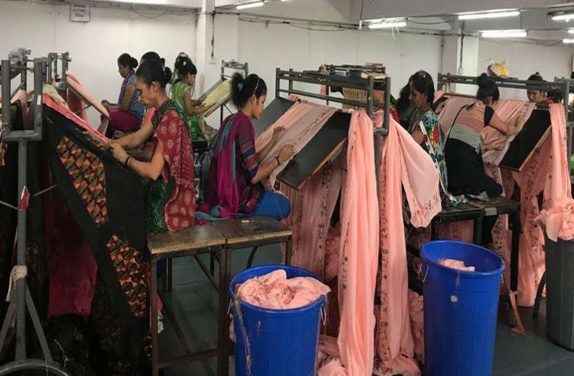 textile news-कर्नाटक सरकार का सूरत के कपड़ा उद्यमियों को वहां इन्डस्ट्री शुरू करने का न्यौता textile news-कर्नाटक सरकार का सूरत के कपड़ा उद्यमियों को वहां इन्डस्ट्री शुरू करने का न्यौता