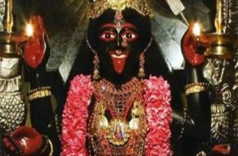 छत्तीसगढ़ में यहां मां काली स्वयं अपने भक्तों से करती है बात, ये चमत्कार देख हो जाएगा यकीन