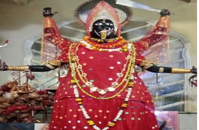 Sharadiya Navratri 2019 in bikaner देवी मंदिरों में उमड़ रही है दर्शनार्थियों की भीड़